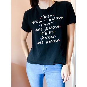 FRIENDS T-SHIRT